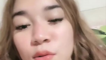 Sleep Call Manja Host Cantik DreamLive