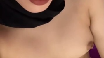 Bokep Jilbab Kumpulan Pap Toket Dari BebyQila Malay Cakep Menggoda